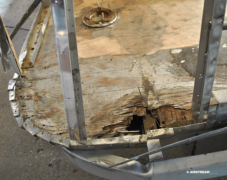 1959 Streamline trailer rotted subfloor before replacement.